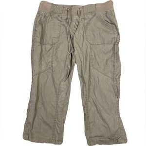 Kismet women’s medium capris cargo pants